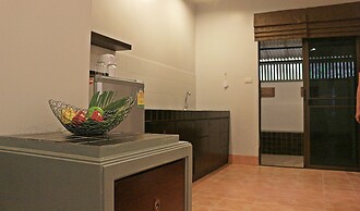 Royal Lee Resort & Spa