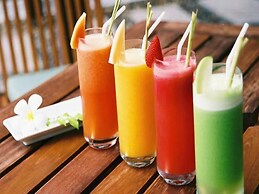 Royal Lee Resort & Spa