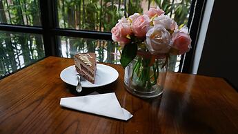 Fish Inn East Nanjing Road