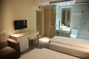 Fish Inn East Nanjing Road