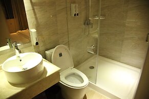 Fish Inn East Nanjing Road