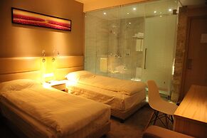 Fish Inn East Nanjing Road