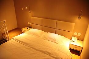 Fish Inn East Nanjing Road