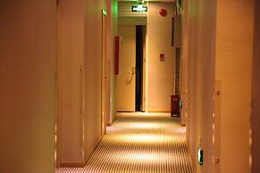 Fish Inn East Nanjing Road