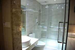 Fish Inn East Nanjing Road