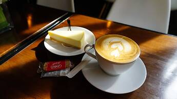 Fish Inn East Nanjing Road