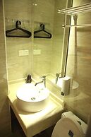 Fish Inn East Nanjing Road