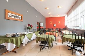 OYO Hotel L'Espace - Jaraguá Belo Horizonte