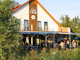 Kuhnle-Tours Hafendorf Müritz