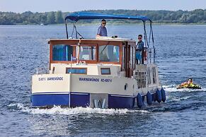 Kuhnle-Tours Hafendorf Müritz