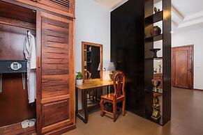 Indra Porak Residence Hotel