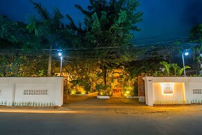 Indra Porak Residence Hotel