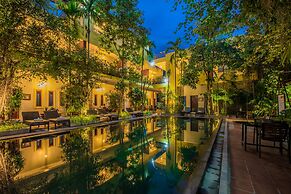 Indra Porak Residence Hotel