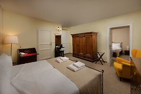 Heritage Angelo d'Oro Hotel