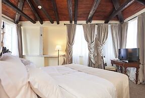 Heritage Angelo d'Oro Hotel