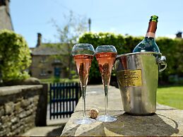 The Pilsley Inn