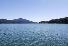 Shelter Cove Resort and Marina