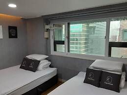 K-Grand Hostel Gangnam 1