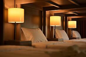 Rivermount Hotel and Resort