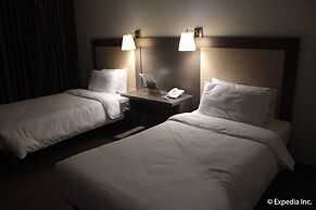 Rivermount Hotel and Resort