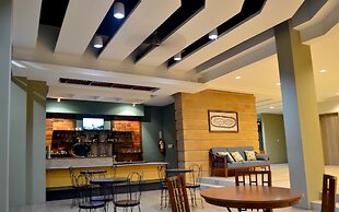 Rivermount Hotel and Resort