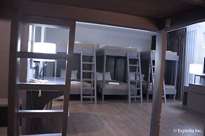 Rivermount Hotel and Resort