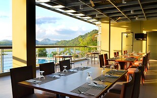 Rivermount Hotel and Resort