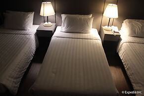 Rivermount Hotel and Resort