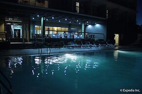 Rivermount Hotel and Resort