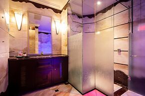 King & Princess Motel - Jian Kang