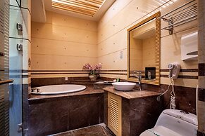 King & Princess Motel - Jian Kang