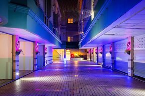 King & Princess Motel - Jian Kang