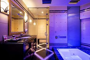 King & Princess Motel - Jian Kang