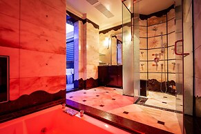 King & Princess Motel - Jian Kang