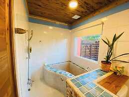 Kenting Comic B&B