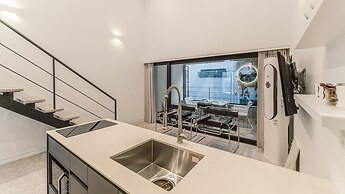 Albescent Pool Villa