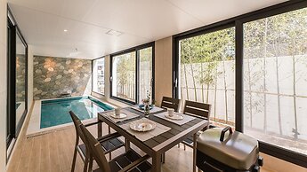 Albescent Pool Villa