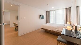 Albescent Pool Villa