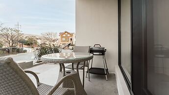 Albescent Pool Villa