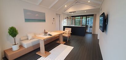 Albescent Pool Villa