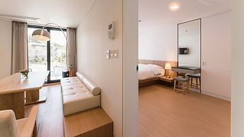 Albescent Pool Villa