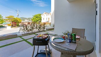 Albescent Pool Villa