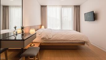 Albescent Pool Villa