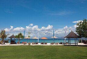 d’Nusa Beach Club and Resort