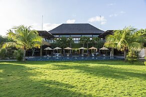 d’Nusa Beach Club and Resort