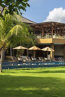 d’Nusa Beach Club and Resort