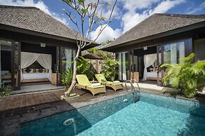 d’Nusa Beach Club and Resort