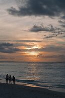 d’Nusa Beach Club and Resort