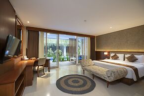 d’Nusa Beach Club and Resort