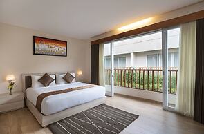 d’Nusa Beach Club and Resort